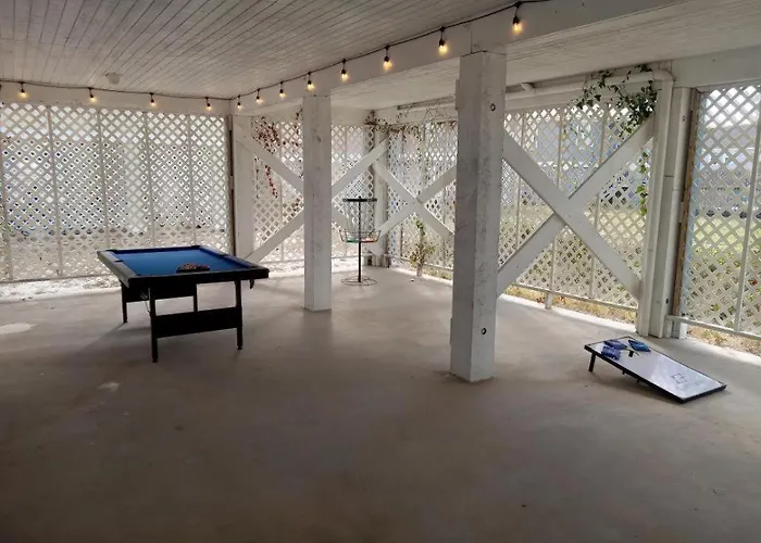 Haven Pools Tent Tiki Bar Games Pool Table Early Checkin Gulf Shores